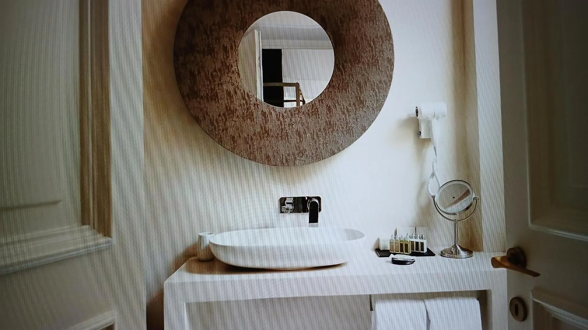 Luxury Apartment Geta 15 Percent Dscount - Message Me On Whatsap - Check The Photo For Details! Rome