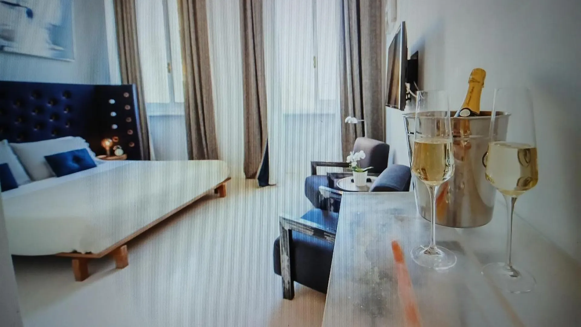 Luxury Apartment Geta 15 Percent Dscount - Message Me On Whatsap - Check The Photo For Details! Rome Italy