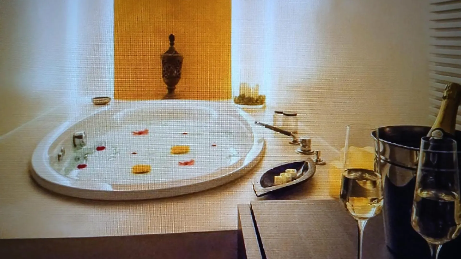 Luxury Apartment Geta 15 Percent Dscount - Message Me On Whatsap - Check The Photo For Details! Rome Italy